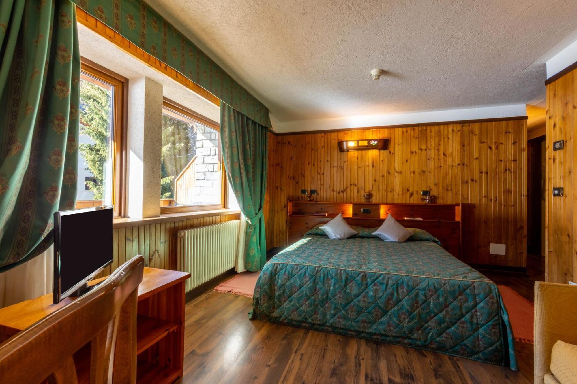 Hotel Bouton D'Or - Cogne Dış mekan fotoğraf