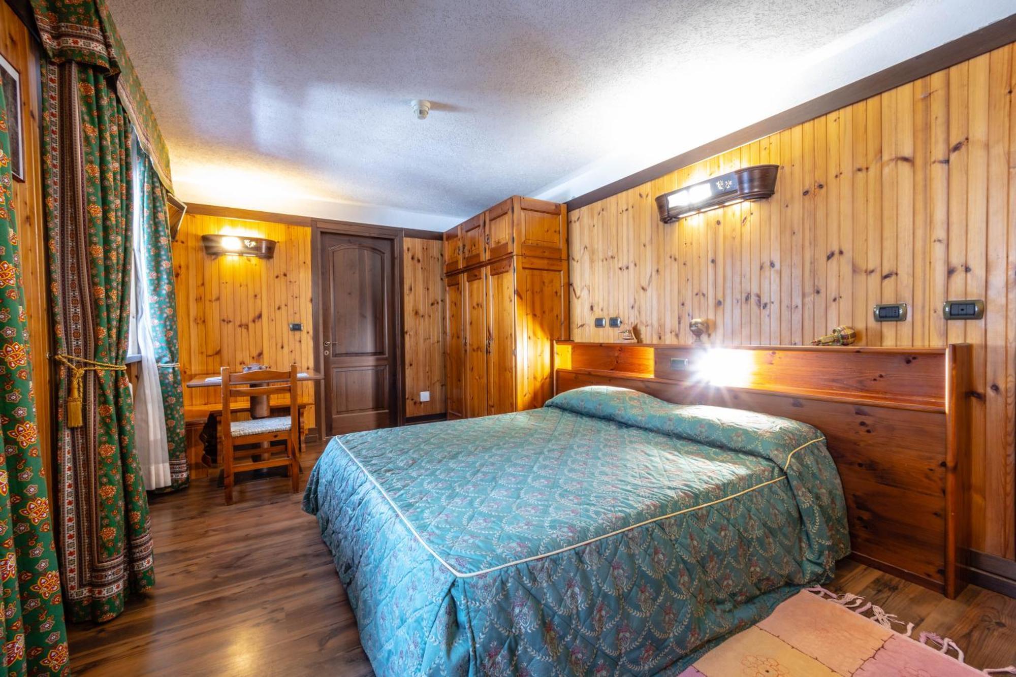 Hotel Bouton D'Or - Cogne Dış mekan fotoğraf