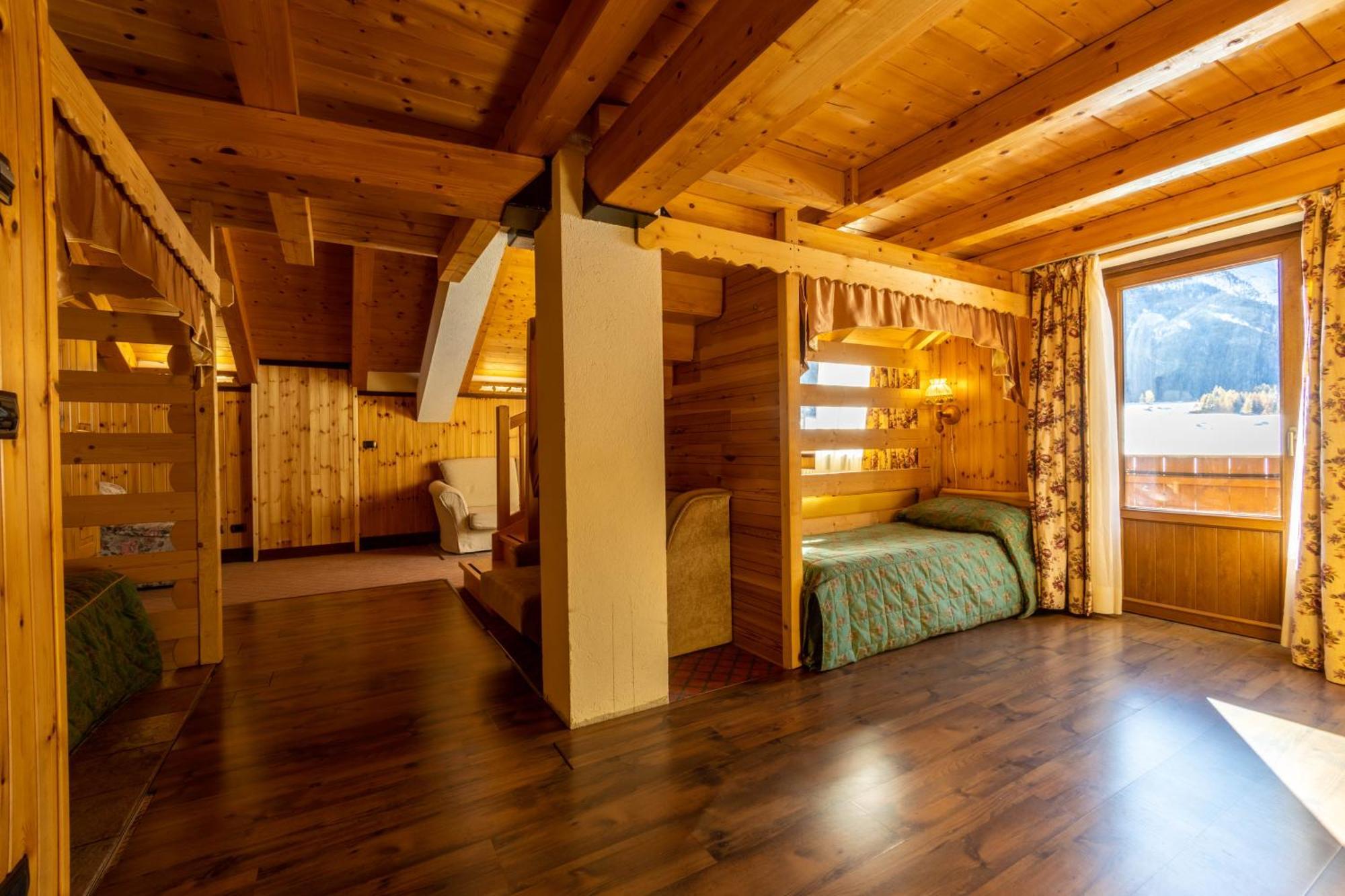 Hotel Bouton D'Or - Cogne Dış mekan fotoğraf