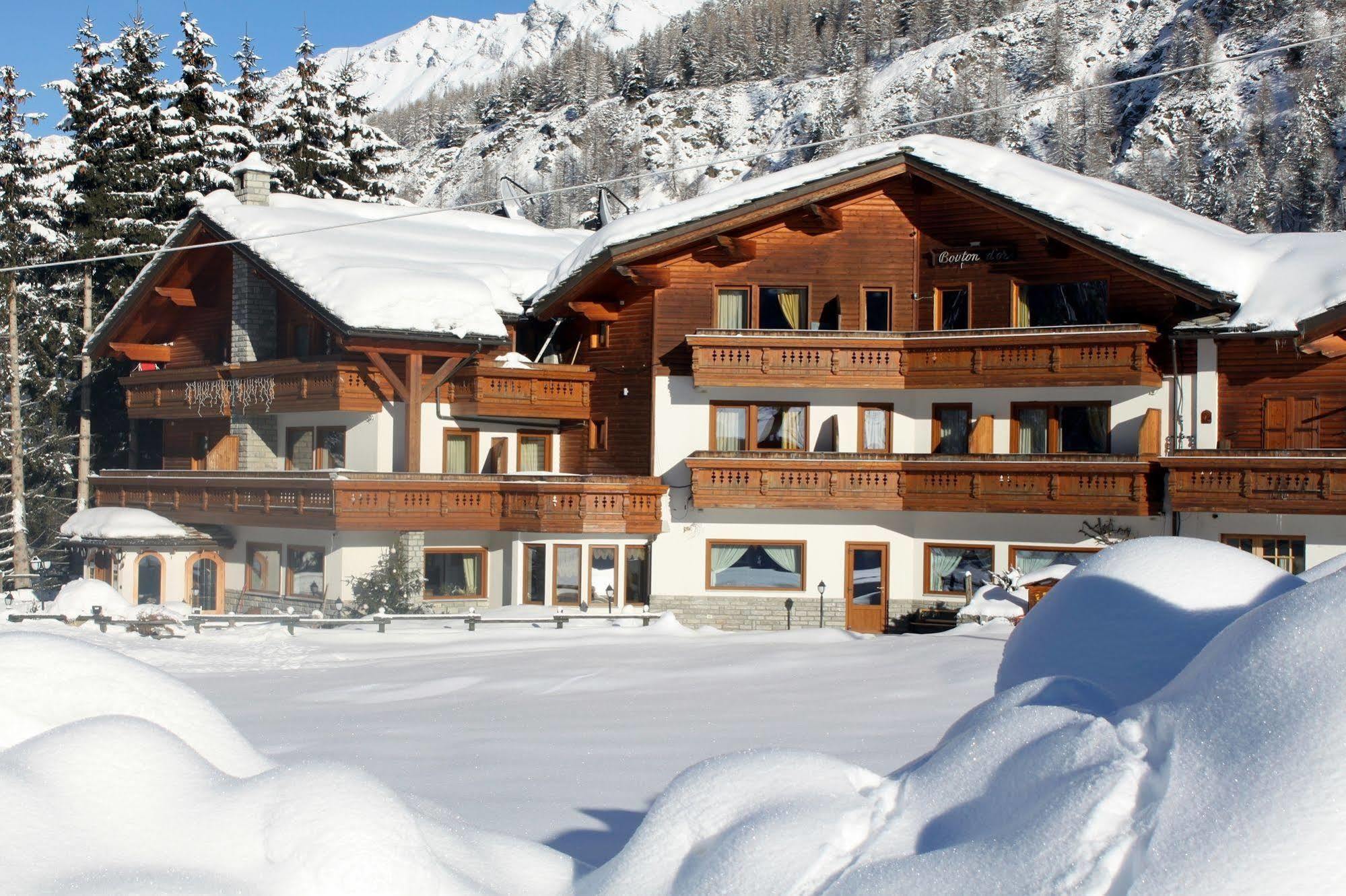 Hotel Bouton D'Or - Cogne Dış mekan fotoğraf