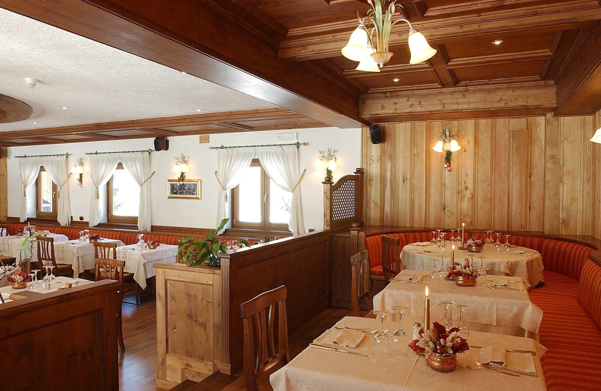 Hotel Bouton D'Or - Cogne Dış mekan fotoğraf