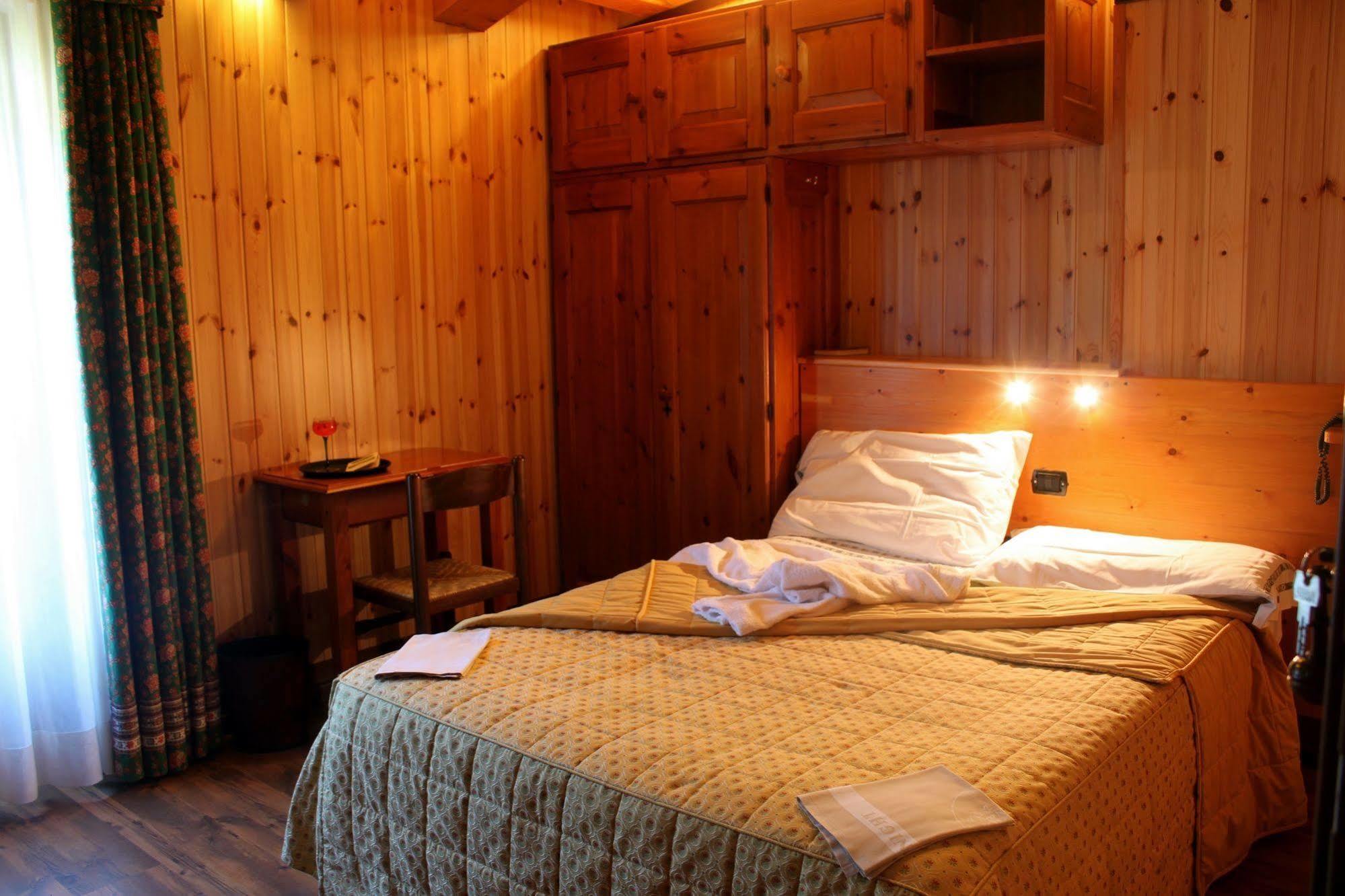 Hotel Bouton D'Or - Cogne Dış mekan fotoğraf