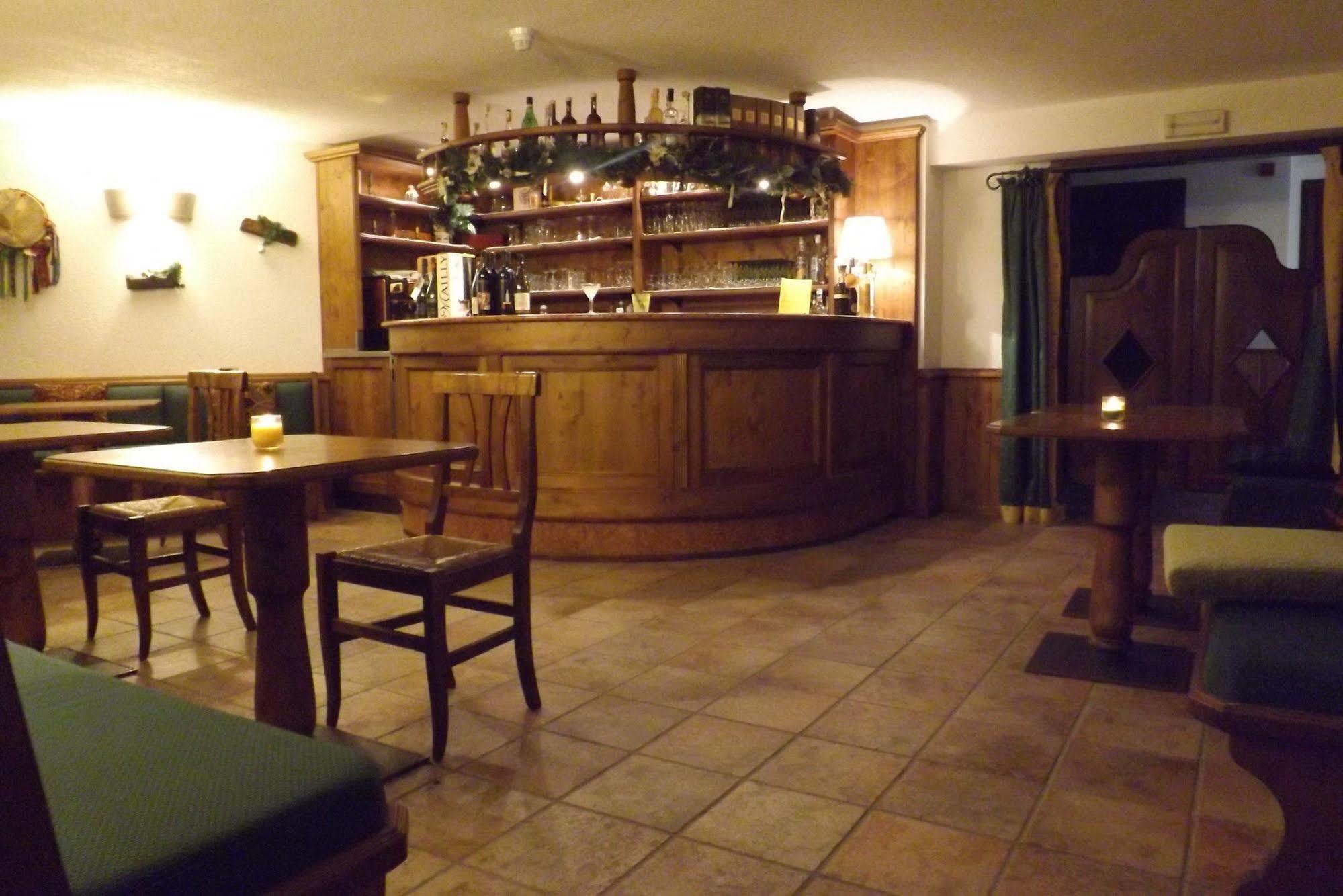 Hotel Bouton D'Or - Cogne Dış mekan fotoğraf